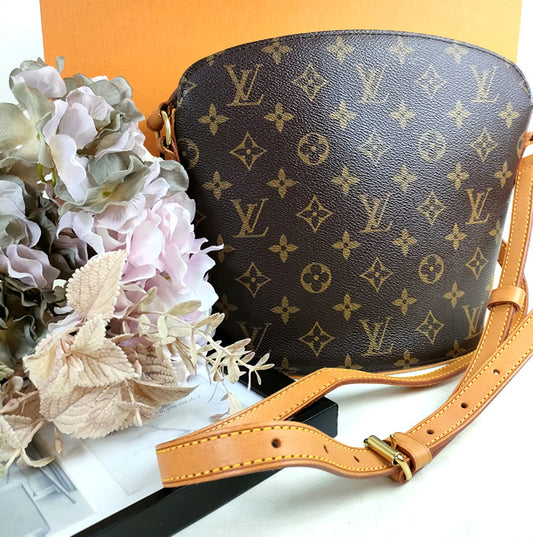 Louis Vuitton Shoulder bag monogram M51290 Drouot LV a002【USED】