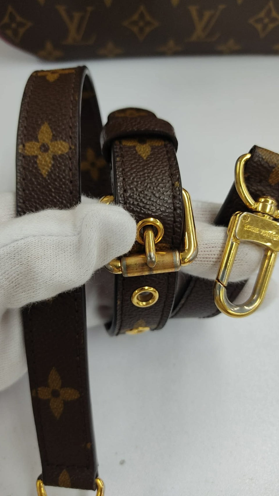 Louis Vuitton Eden Handbag Monogram 2WAY i6981【USED】