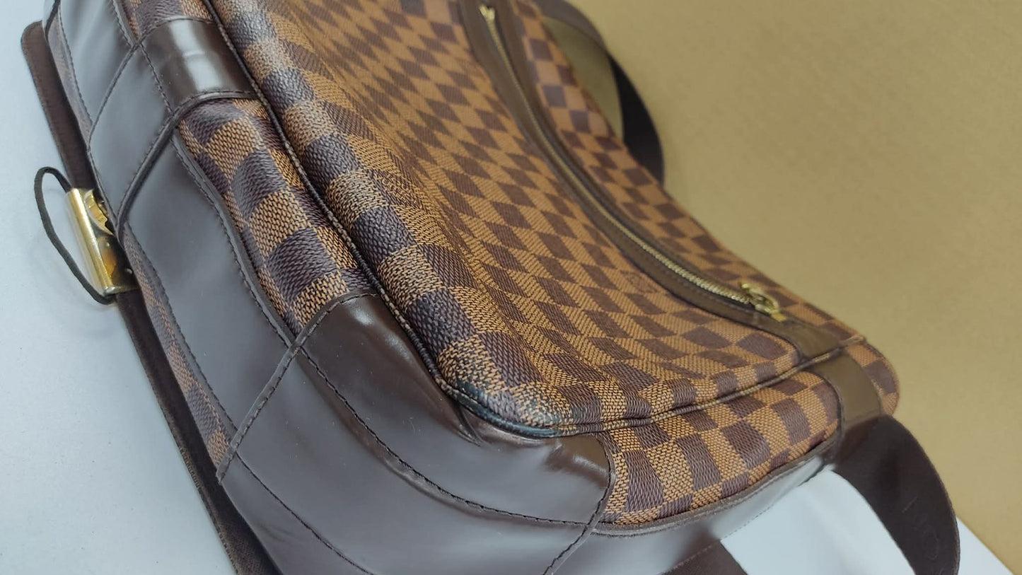 Louis Vuitton Damier Bastille Shoulder bag i7028【USED】