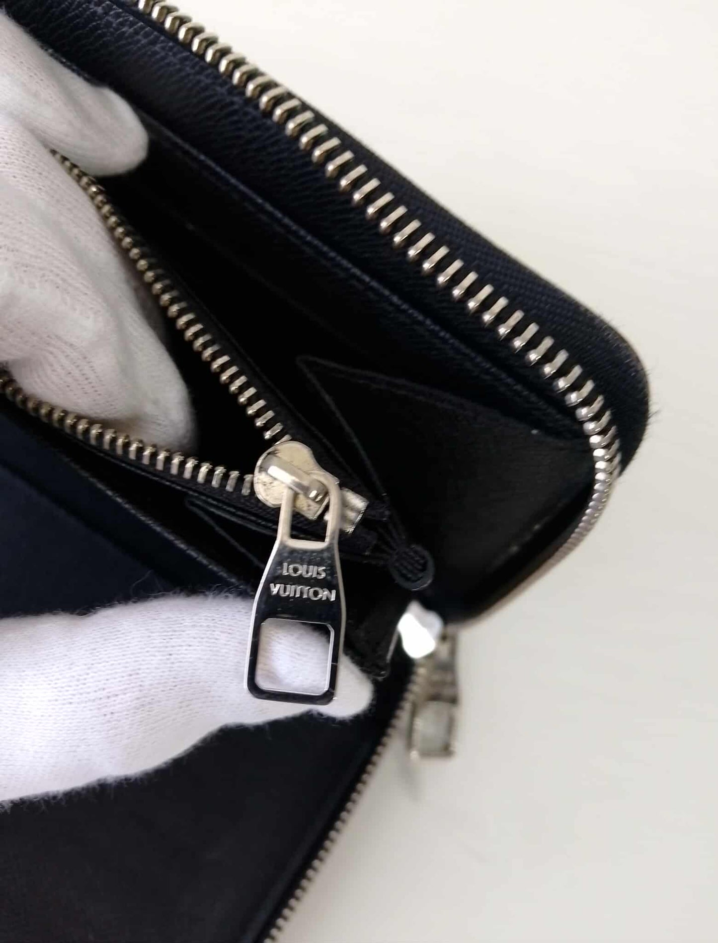 Louis Vuitton wallet LV Damier Zippy Round Fastener Long Wallet【USED】